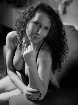 Ines - Massage tantrique Annecy